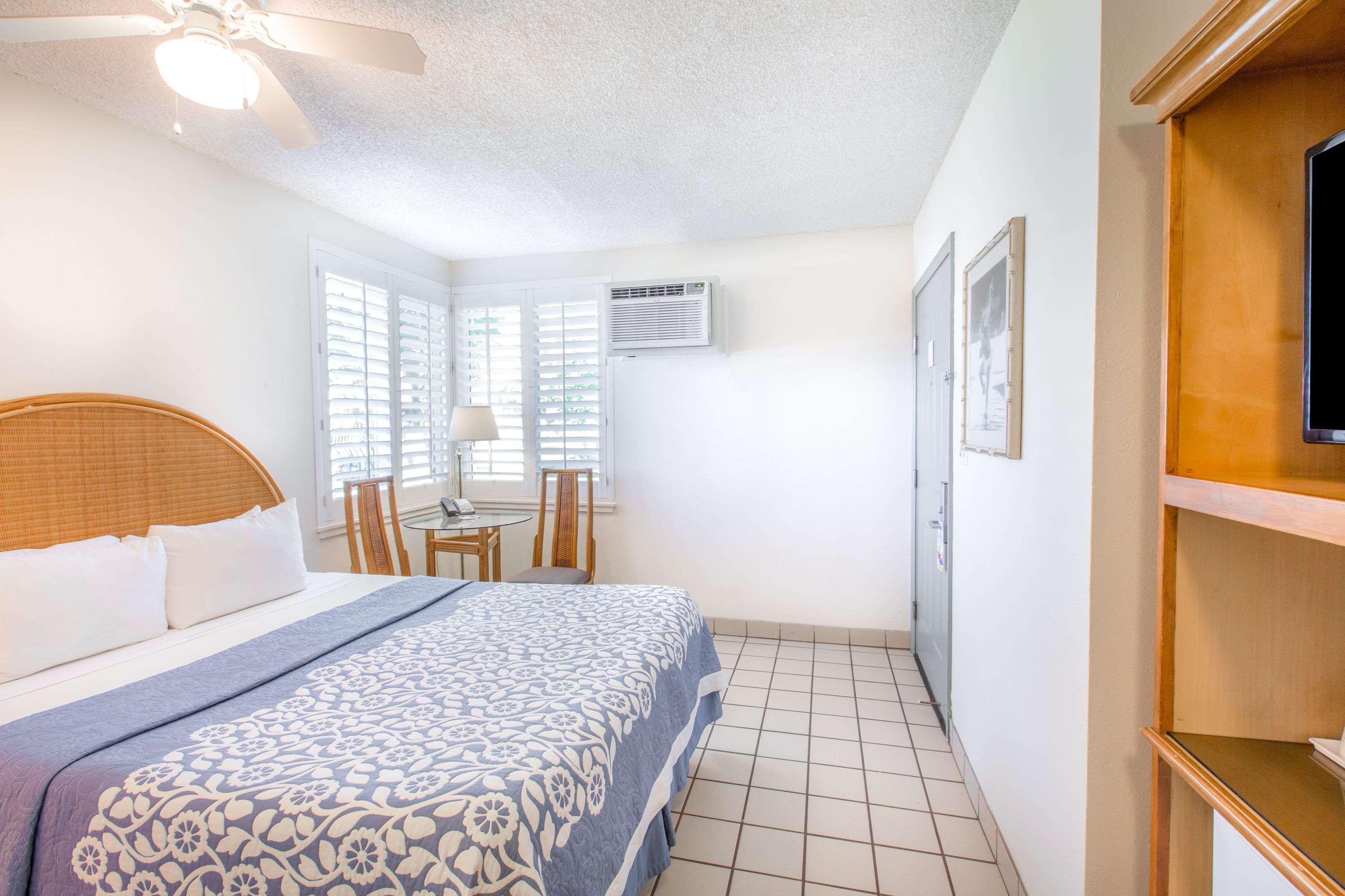 Days Inn By Wyndham Maui Oceanfront Wailea  Exterior foto